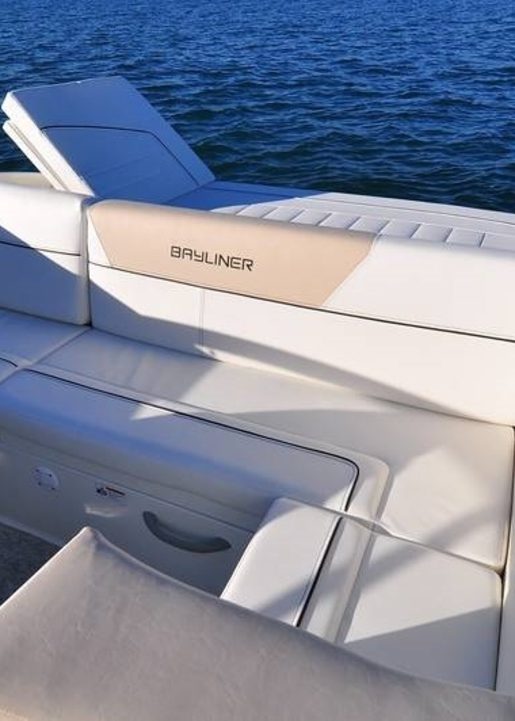 Bayliner 642 Cuddy 3.0Ltr TKS, 140ps, 2015, 160 stunden REGnr 7-YH-752