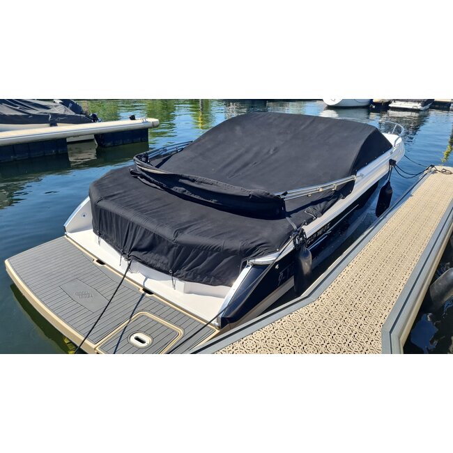 Four Winns Sundowner 285 Volvo 7.4 Liter V8 GSI 385PK 2003 - Copy