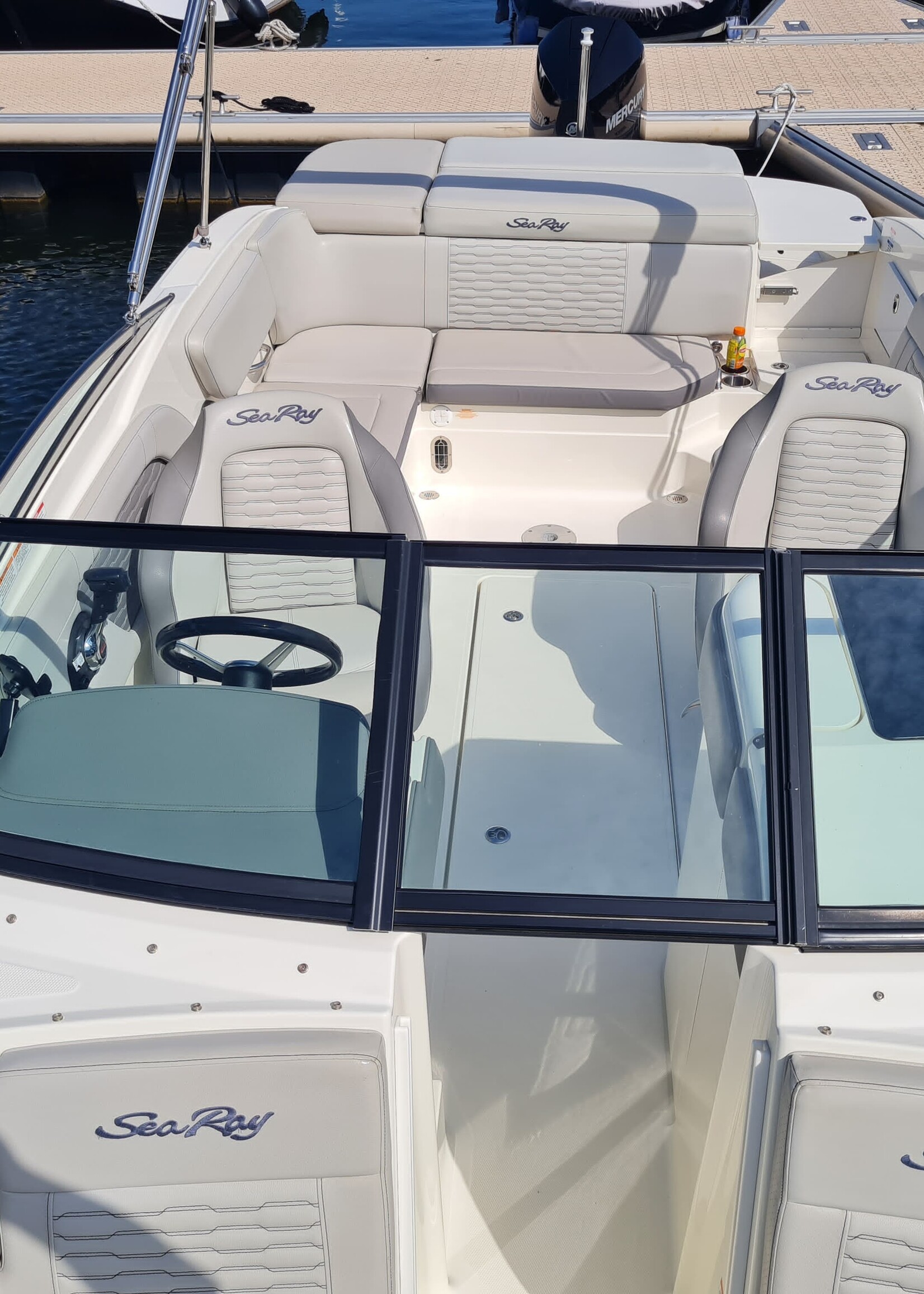 Sea Ray 230 SPX OB Mercury Verado V8 250pk, 2021