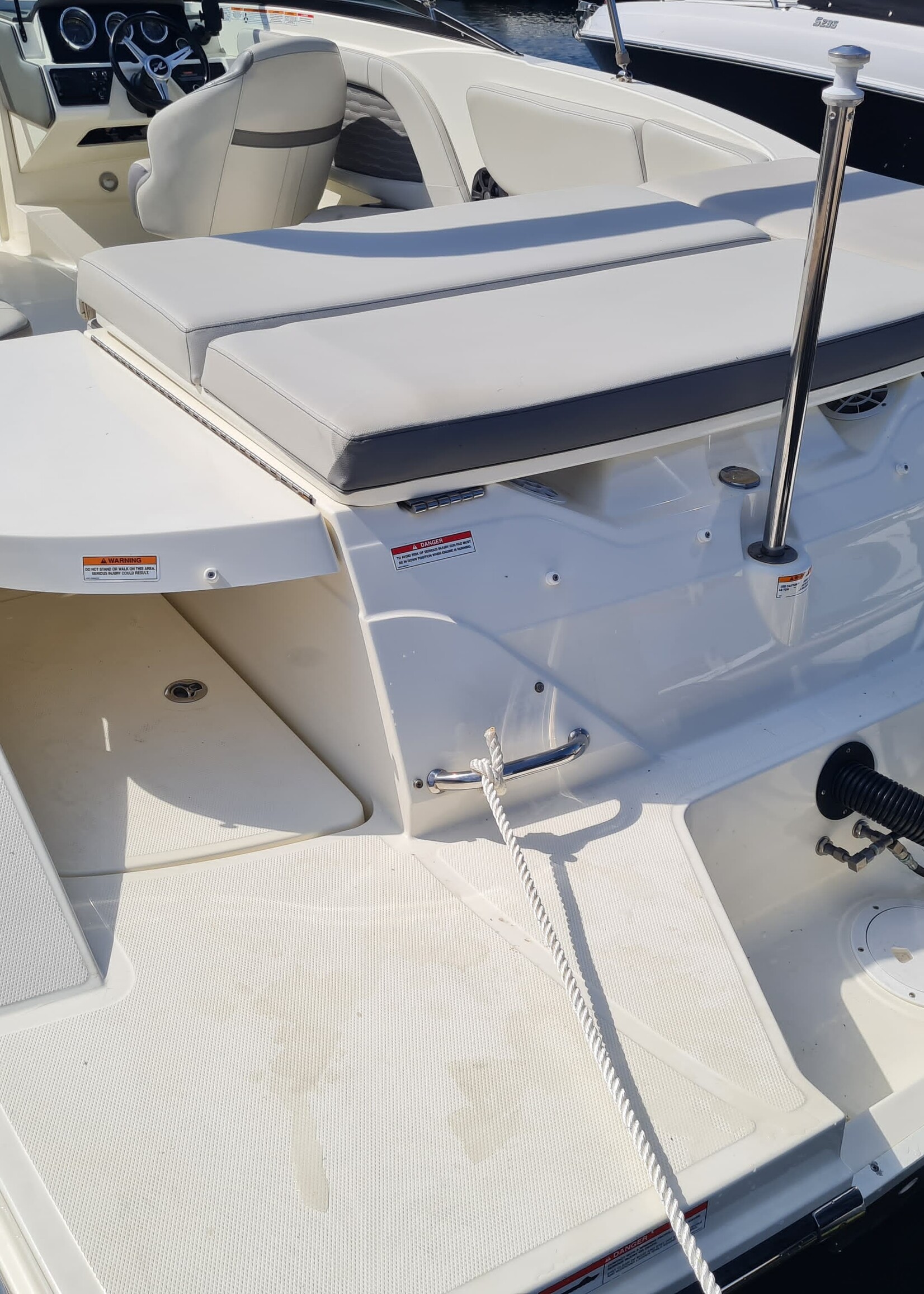 Sea Ray 230 SPX OB Mercury Verado V8 250pk, 2021