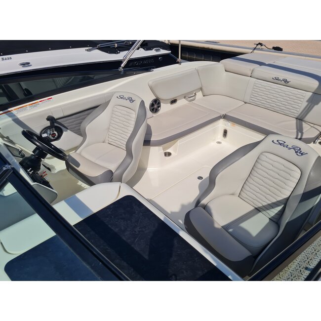 Sea Ray 230 SPX OB Mercury Verado V8 250pk, 2021