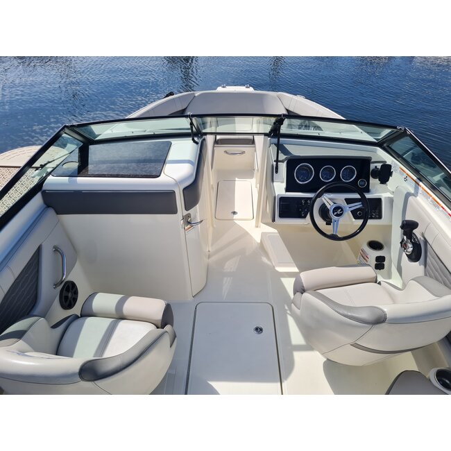 Sea Ray 230 SPX OB Mercury Verado V8 250pk, 2021
