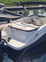 Sea Ray Sundowner 285 Volvo 7.4 Liter V8 GSI 385PK 2003 - Copy - Copy