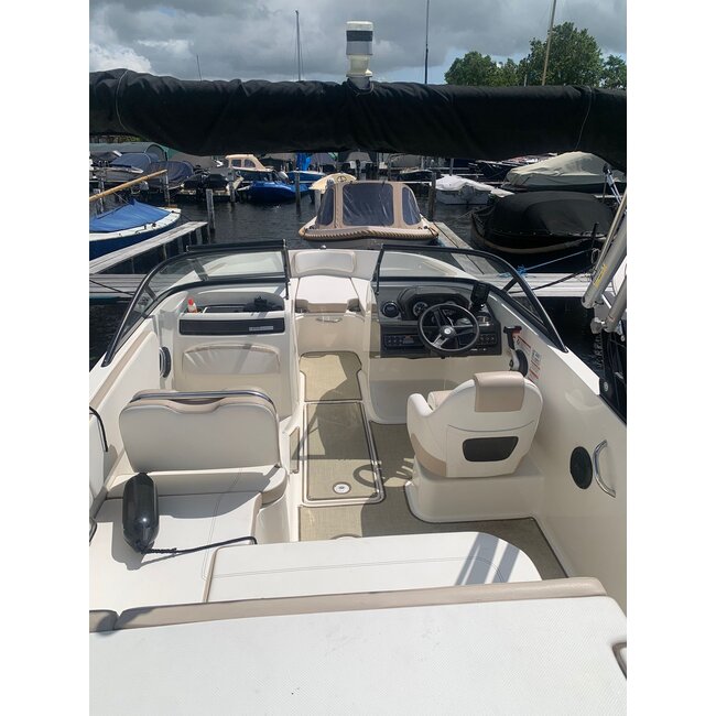 Bayliner VR5 Bowrider, 4.3MPI V6 180PK, 165uur, 2016