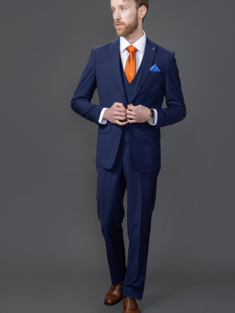 Robert Simon Isaac Suit