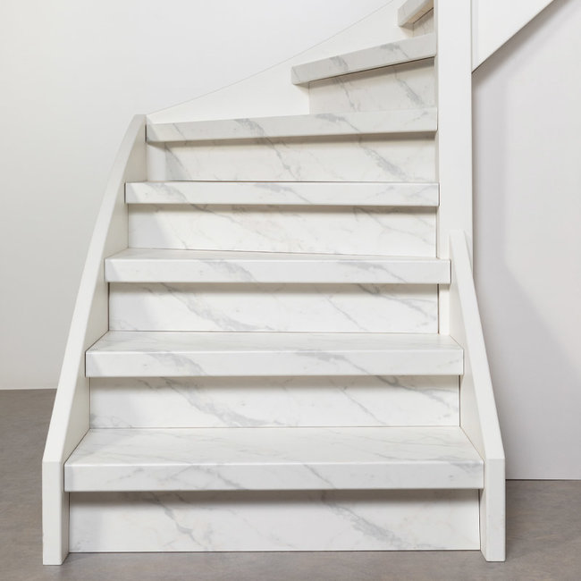 Kleurstaal Elegant Marble | laminaat