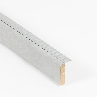 Uitlooptrede met overloopprofiel