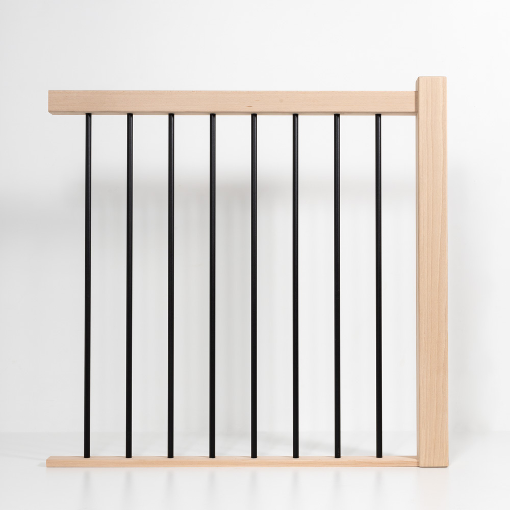 Black Beech Balustrade | Beukenhout met zwarte spijlen afbeelding