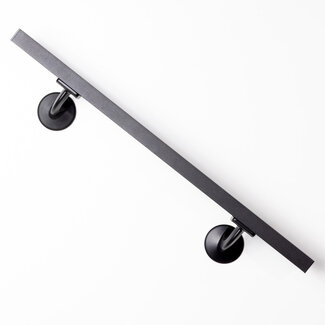 Zwarte aluminium trapleuning | Plat 4 mm x 2 mm