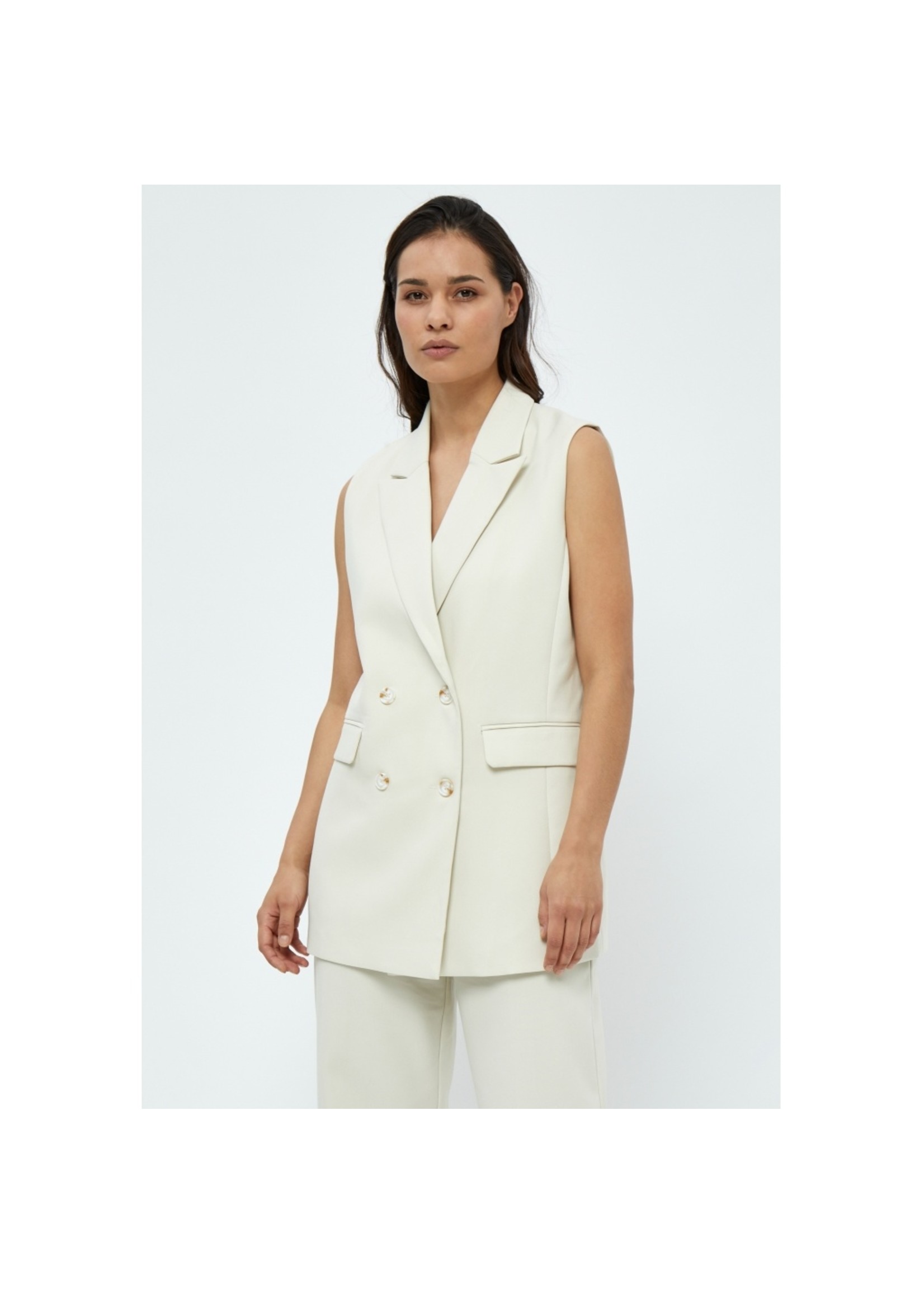 Peppercorn Ginette Sleeveless Blazer Vest