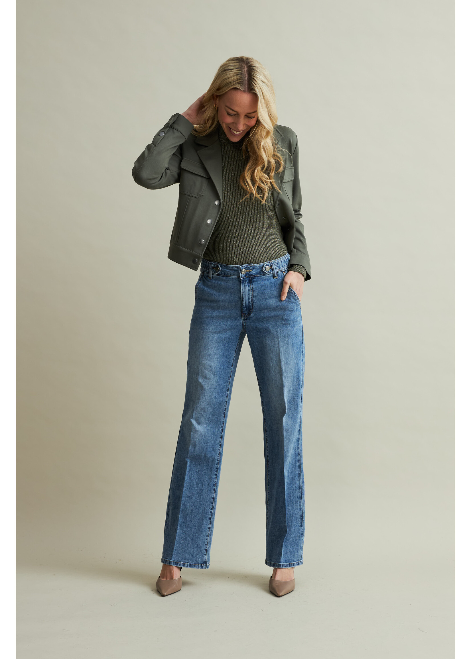 Red Button Colette & loops midstone