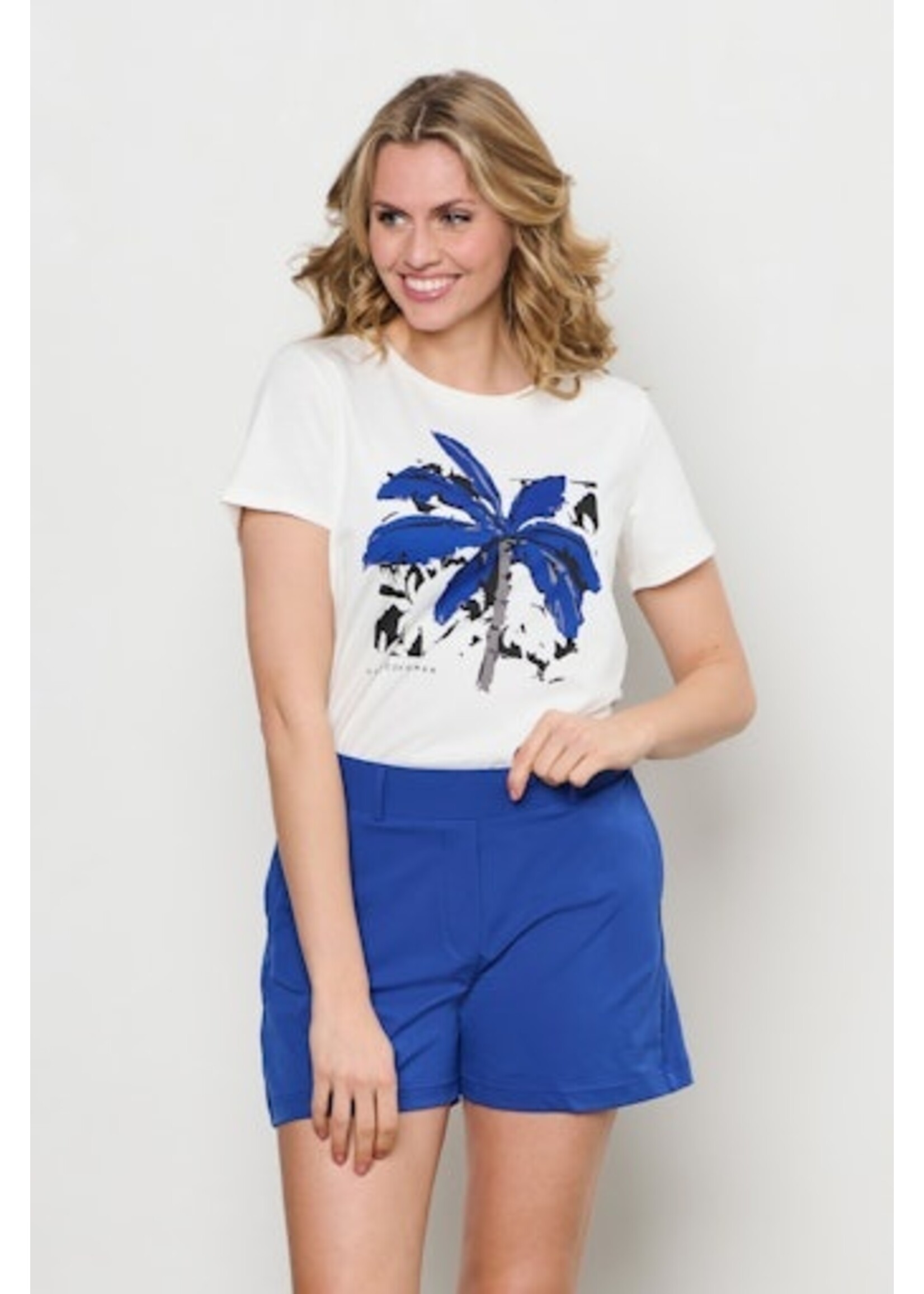&Co Woman Samira