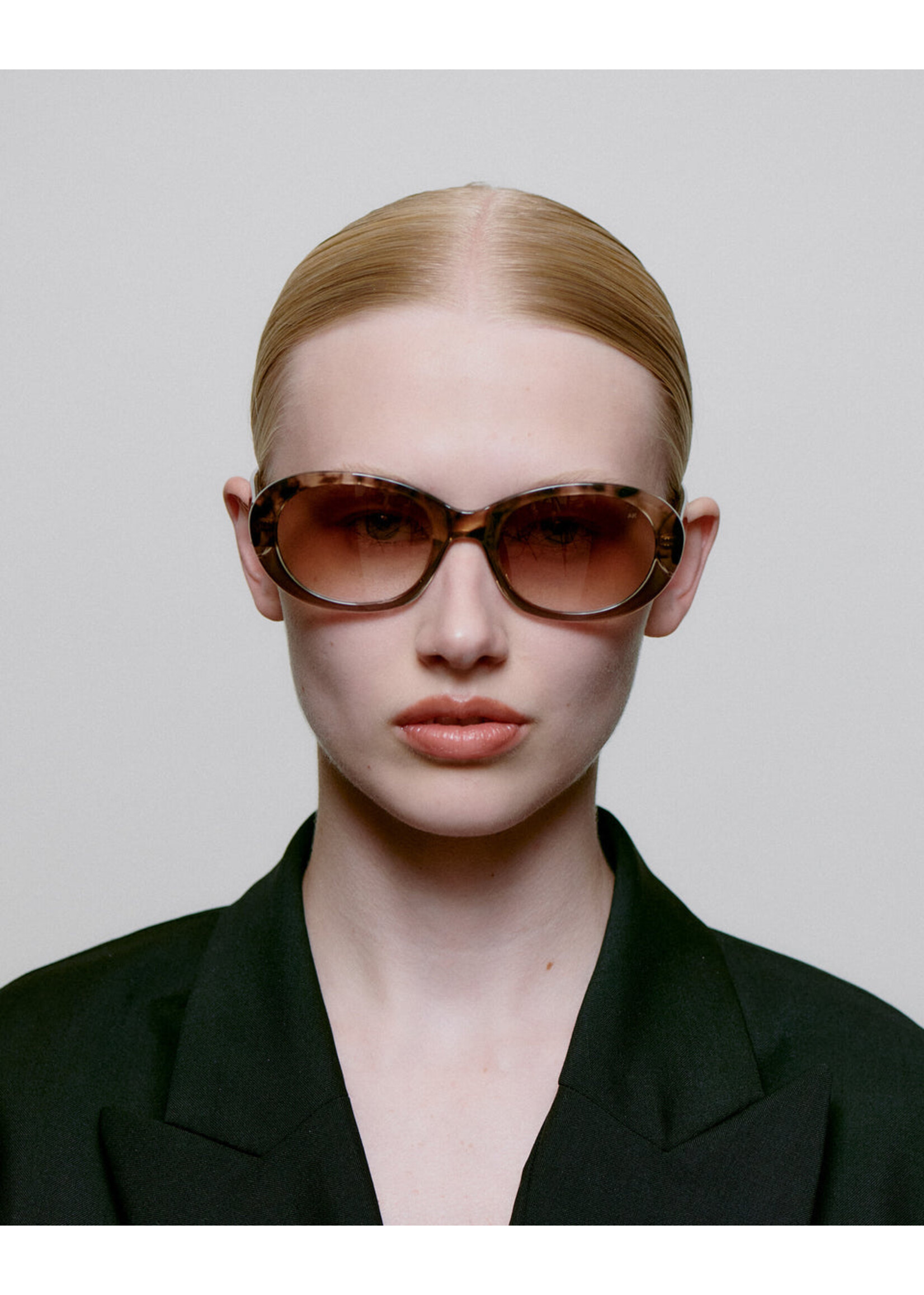 A. Kjærbede Anma Coquina Grey Transparant