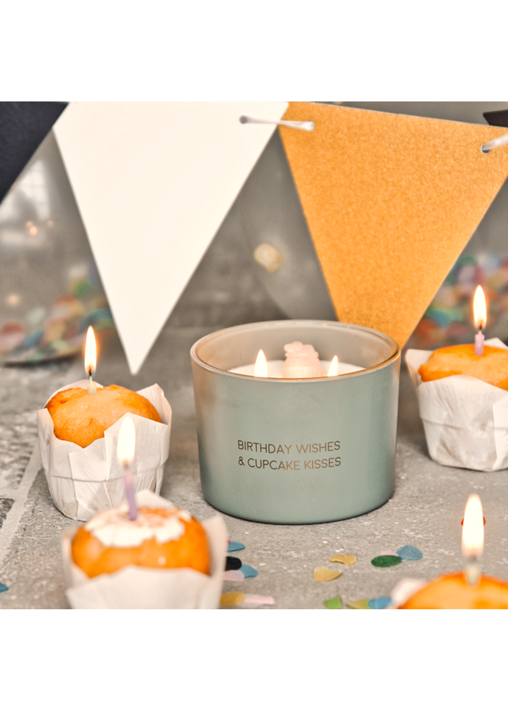 My Flame SOJAKAARS - BIRTHDAY WISHES & CUPCAKE KISSES