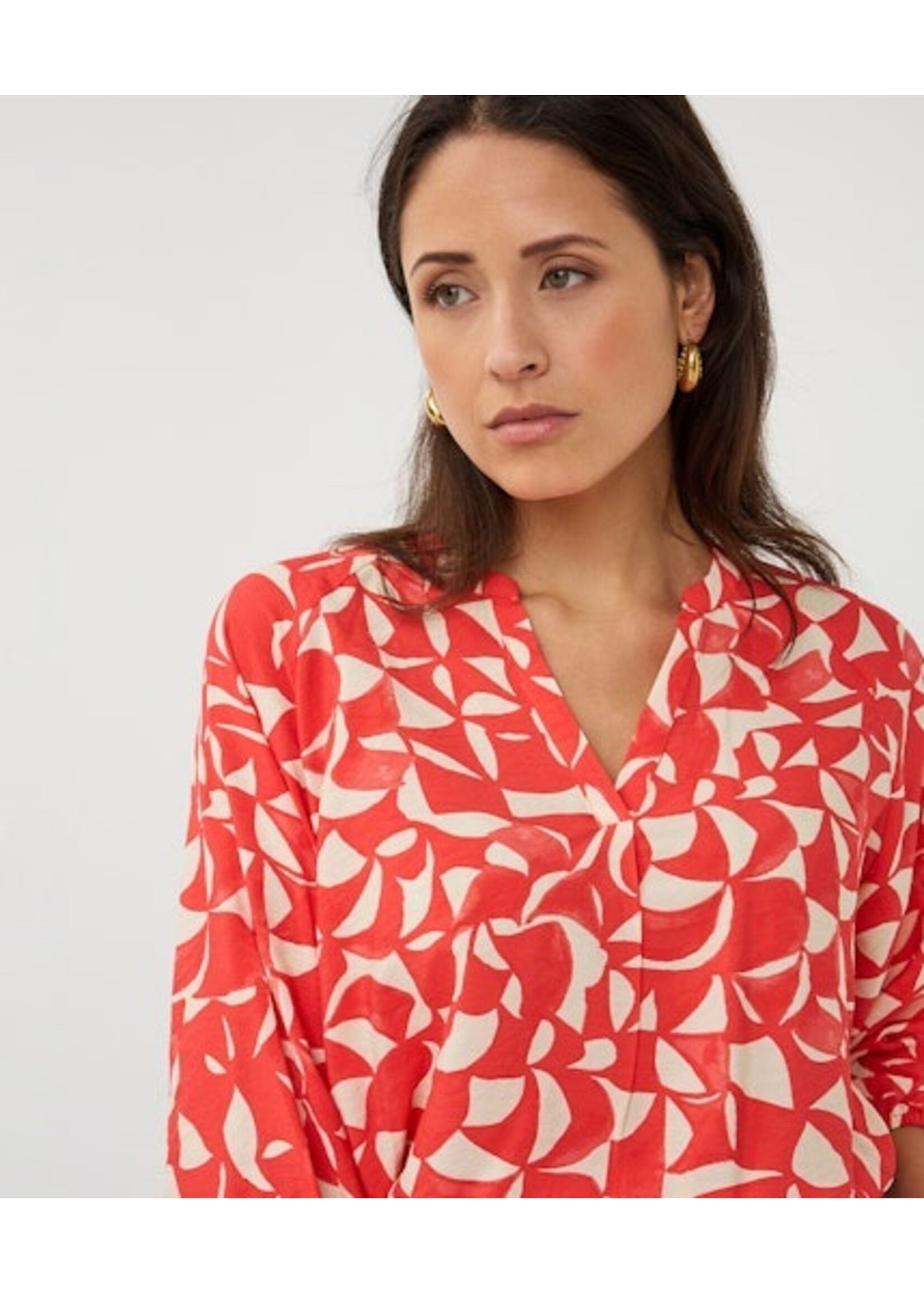 EsQualo Blouse raglan Scarlet Graphic