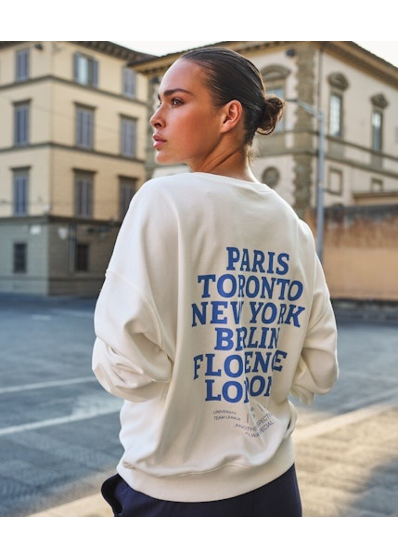 EsQualo Sweater 'cities'