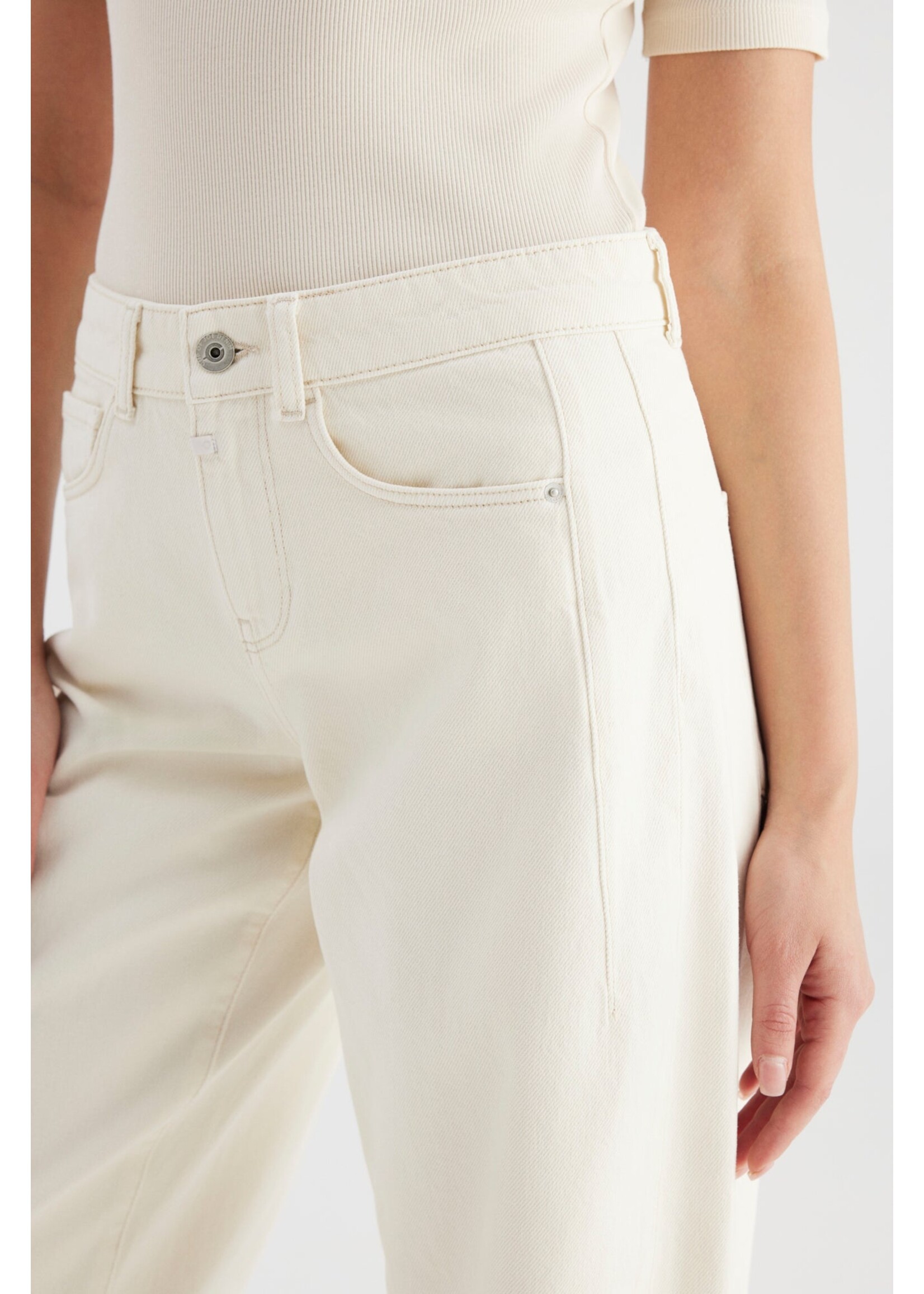 Cup of Joe Denim Clara