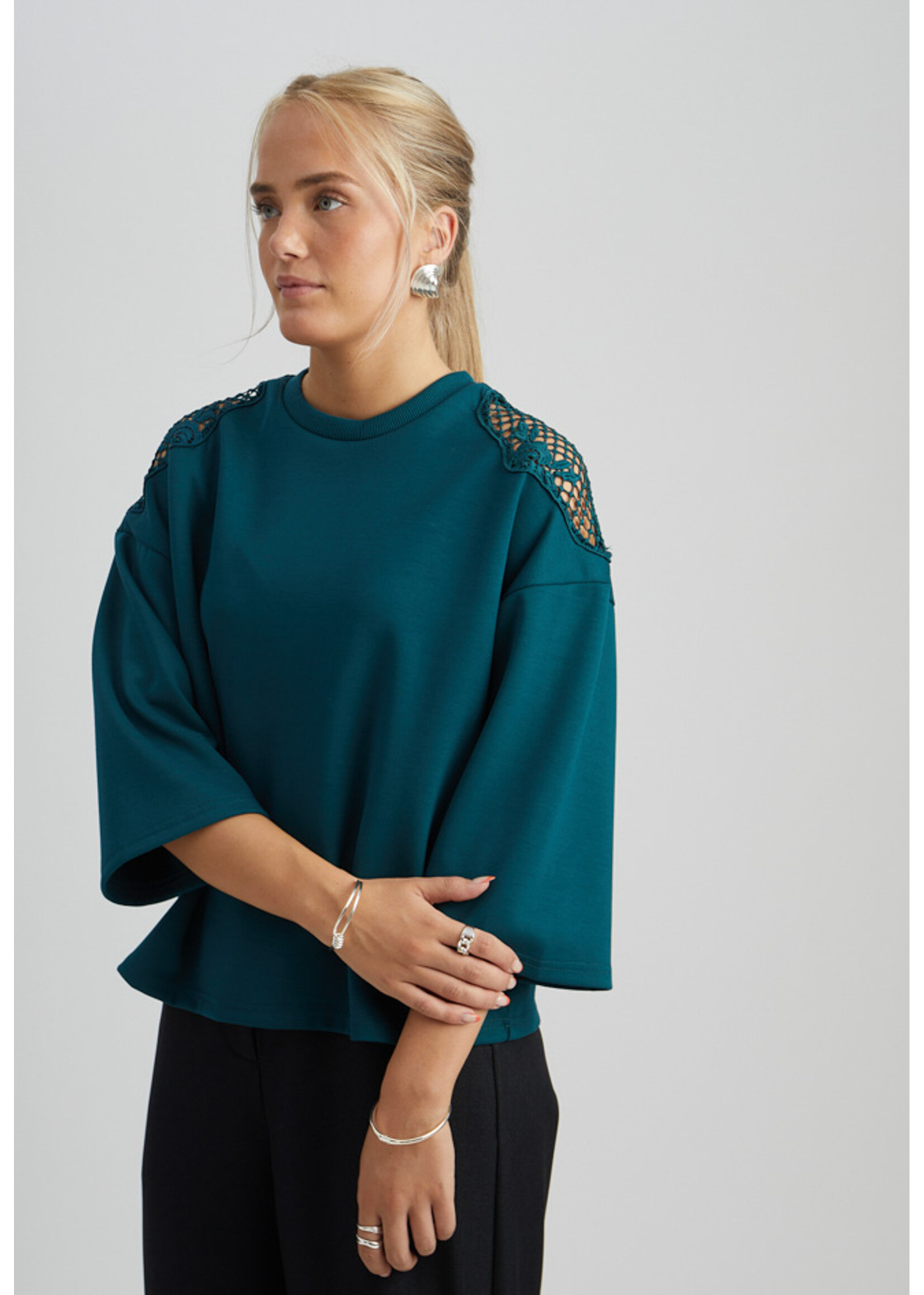 Peppercorn Sweater Tommie