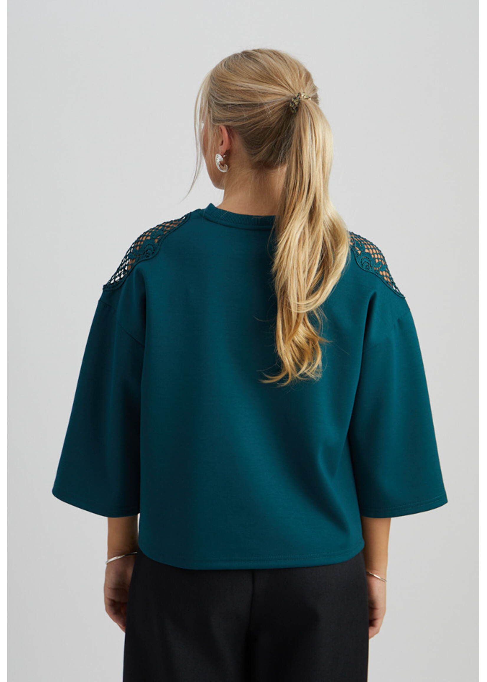 Peppercorn Sweater Tommie
