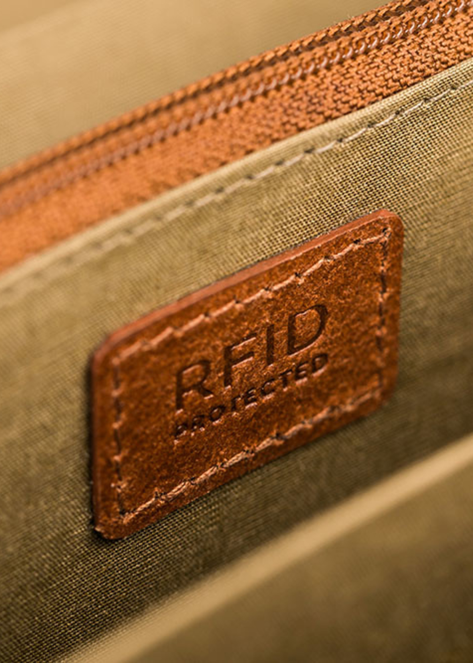 BURKELY Ruime elegante portemonnee