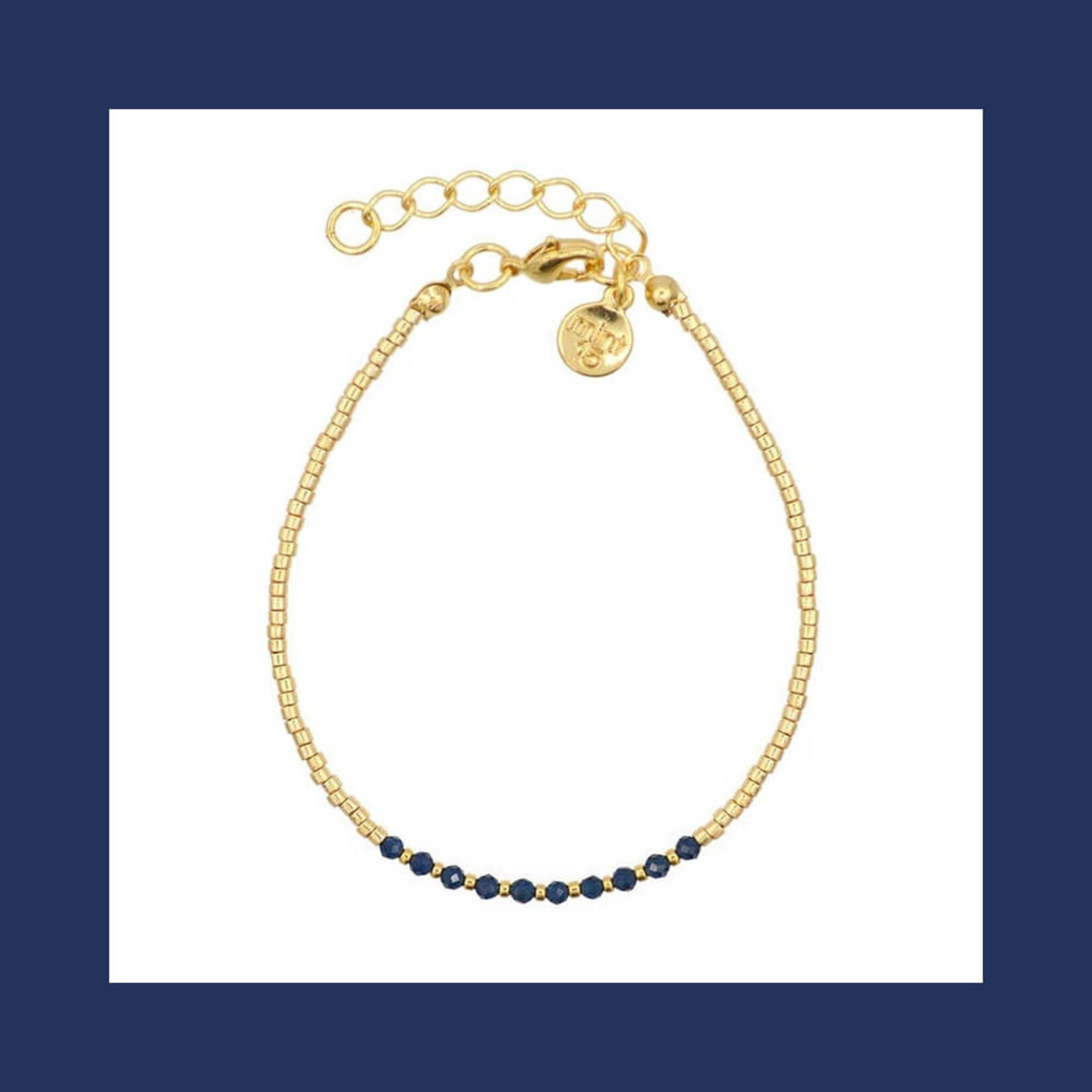 Mint15 goudkleurige armband met mini marineblauwe glaskralen