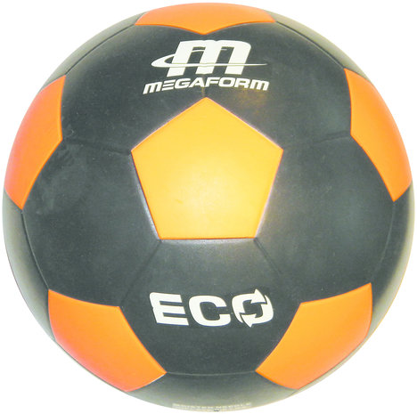 Megaform Voetbal | Eco | Rubberen | Maat 5 | Goede grip