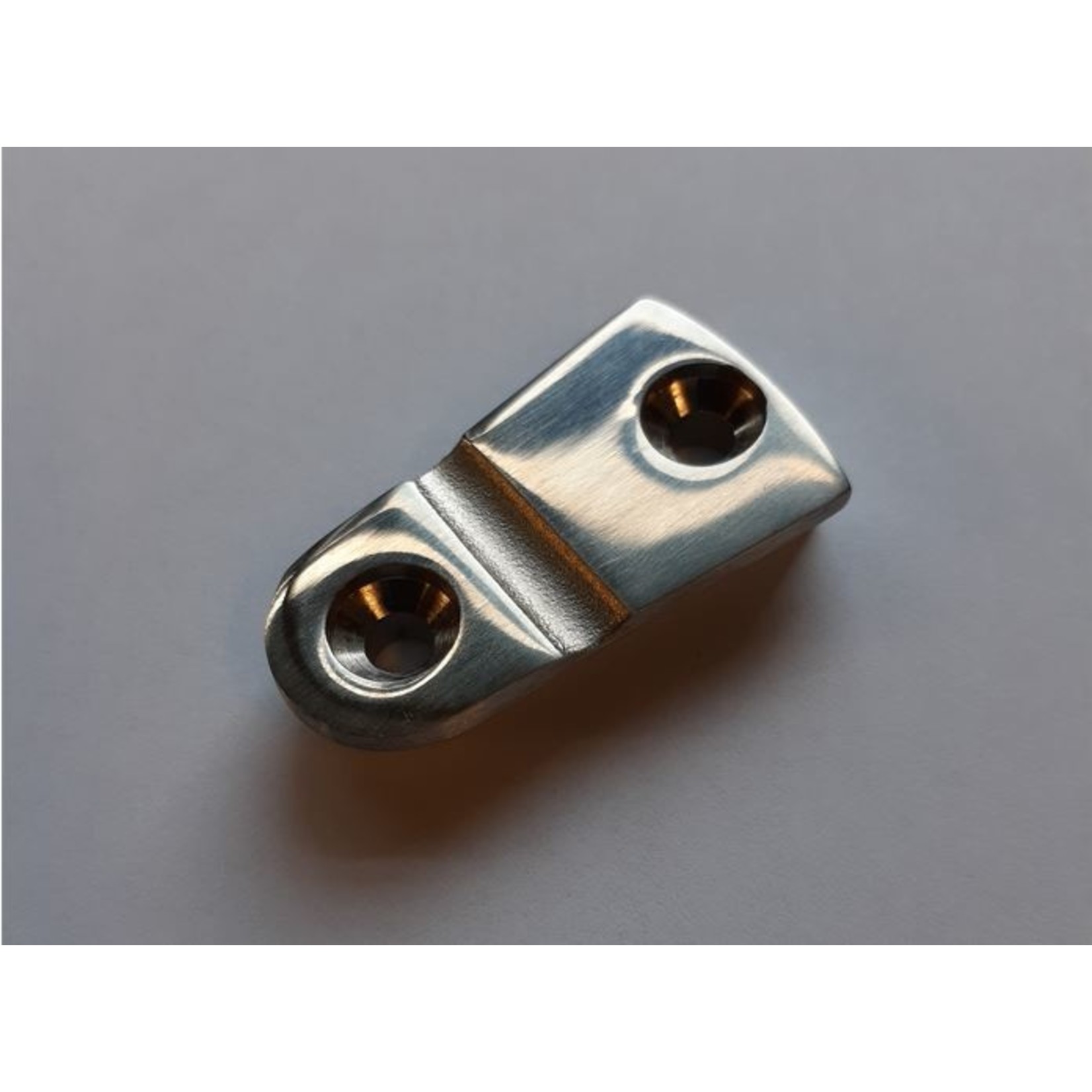 Plate for swivel ball top