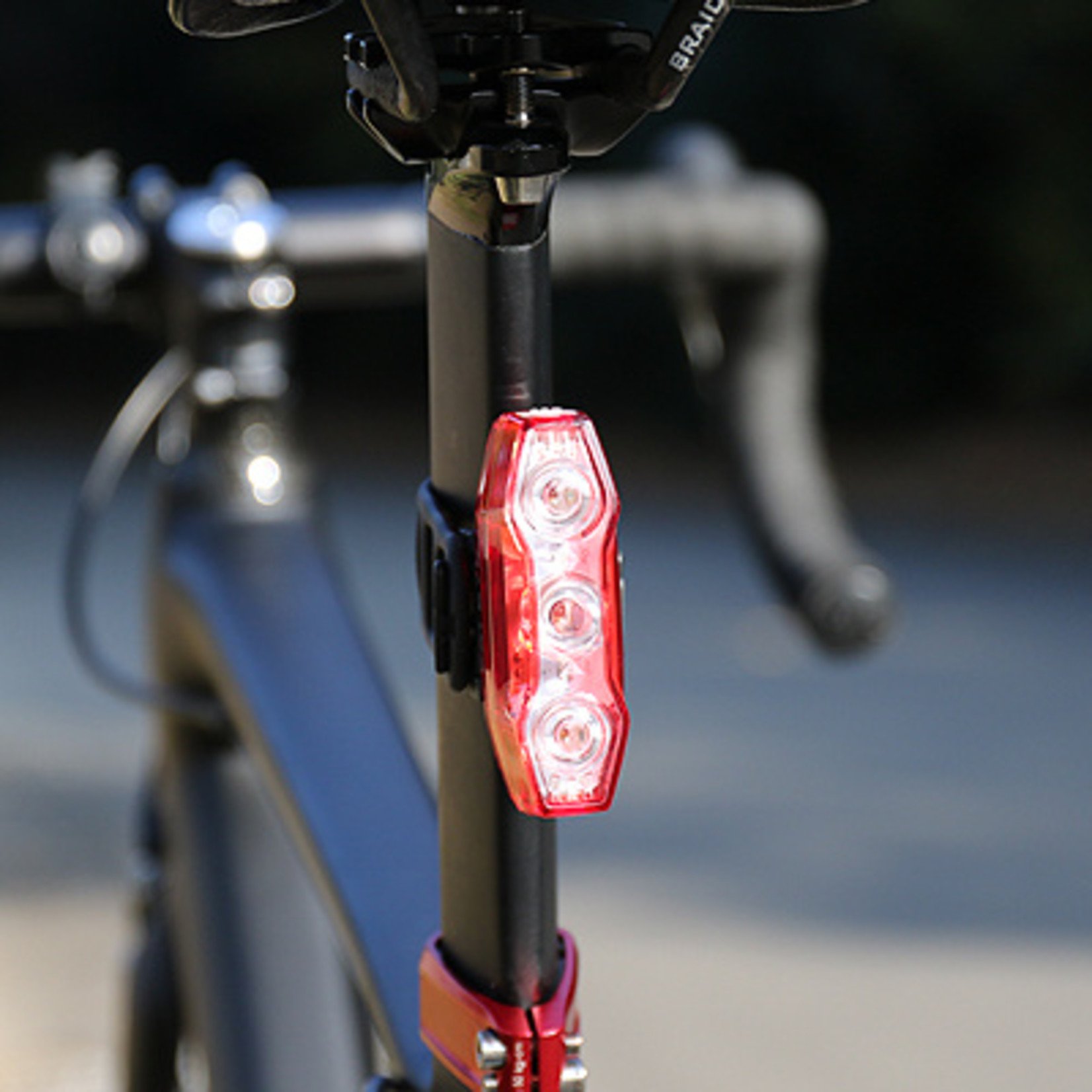 CATEYE VIZ 300 REAR LIGHT