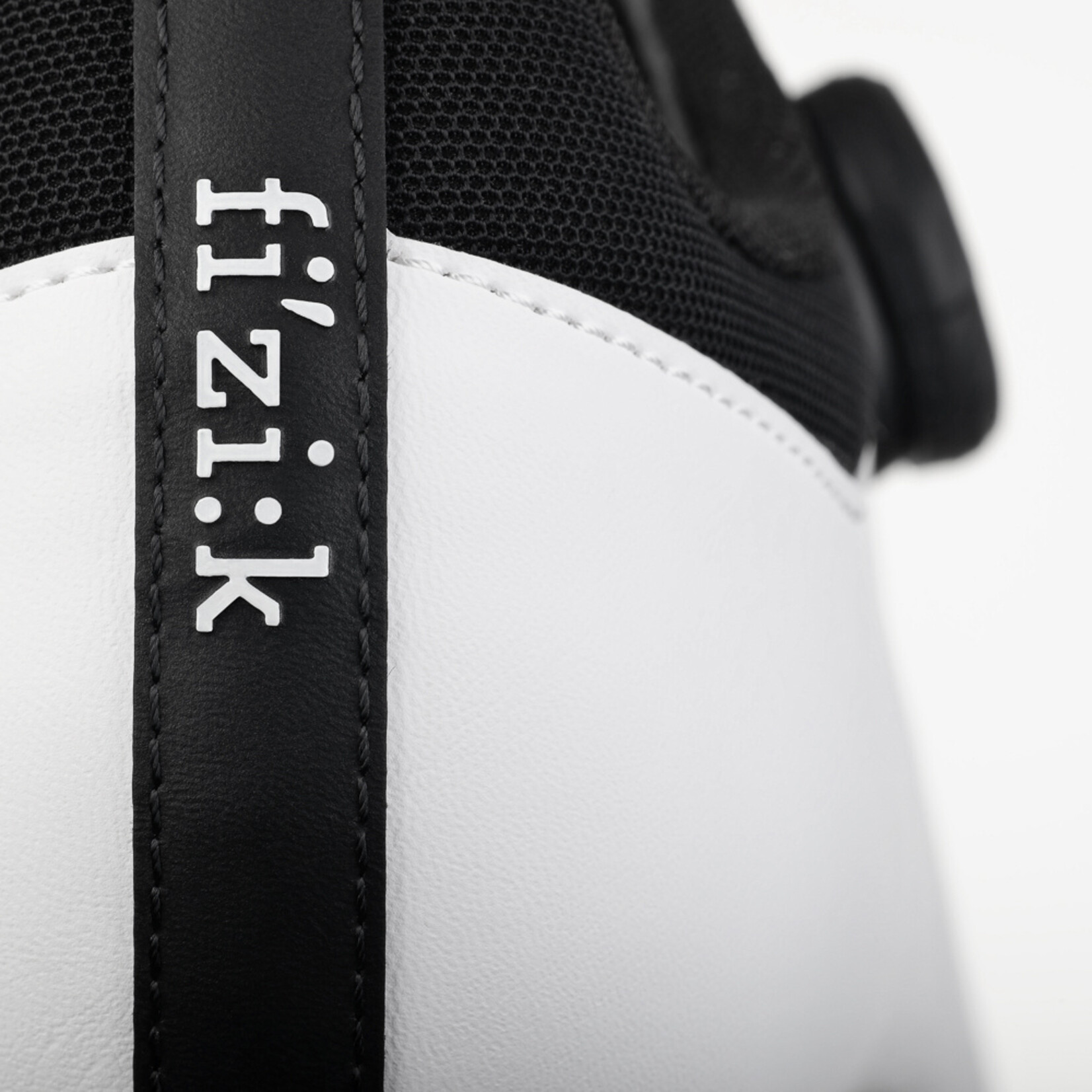 FIZIK FIZIK VENTO OMNA WHITE/BLACK