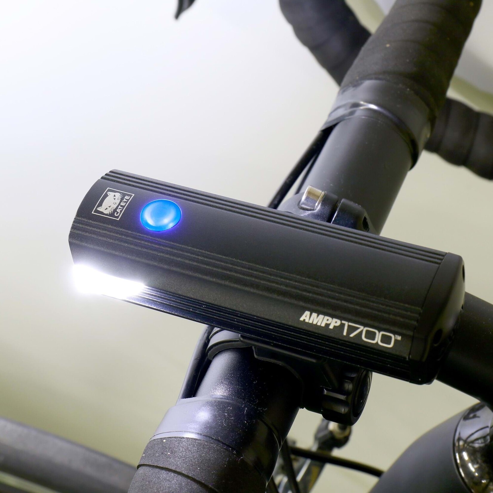 Cateye CATEYE AMPP 1700 FRONT LIGHT