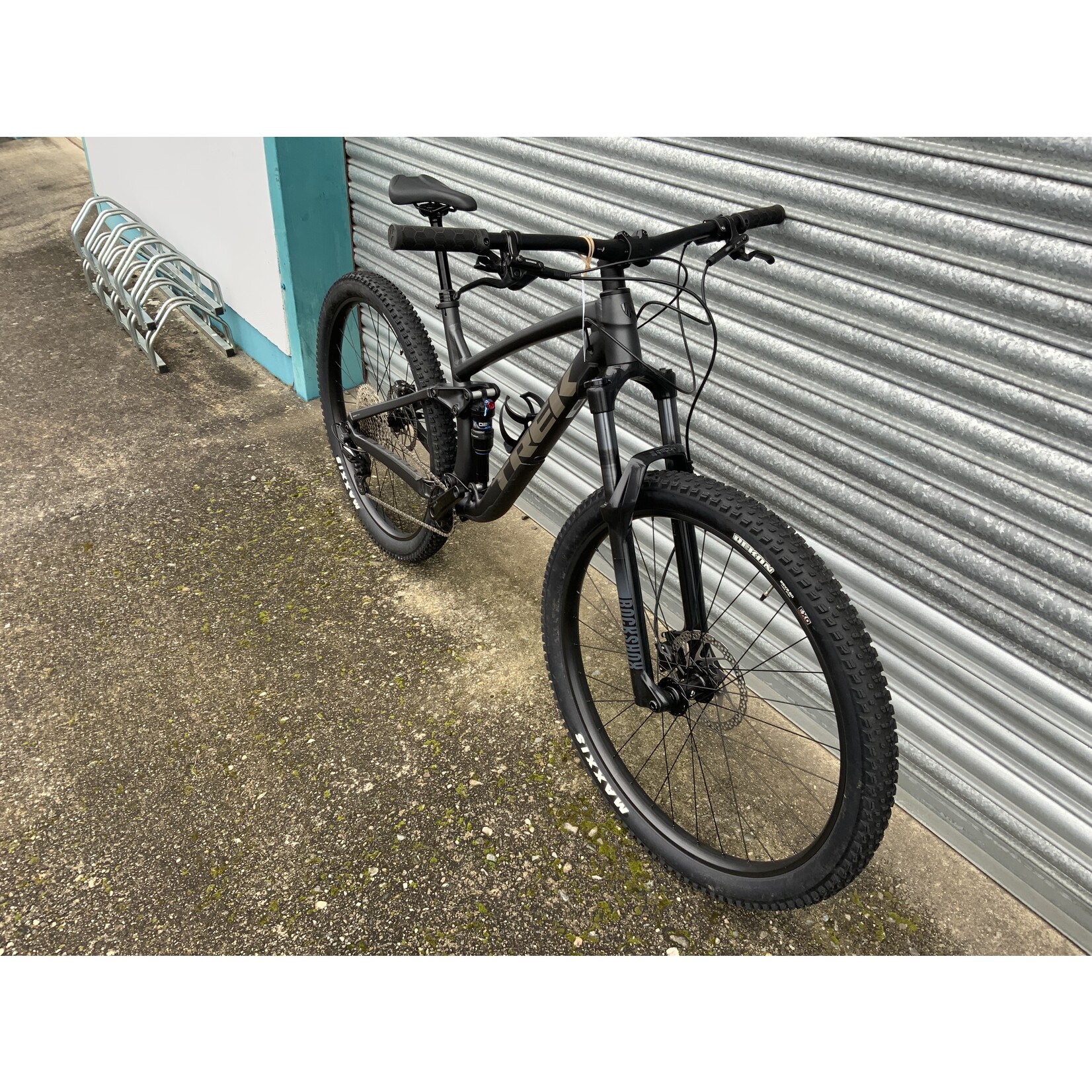 Trek TREK FUEL EX 5 M\L ( ex demo)