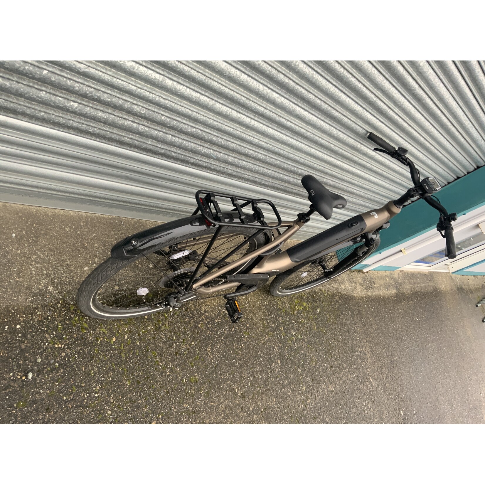 Raleigh RALEIGH MOTUS TOUR E BIKE MED