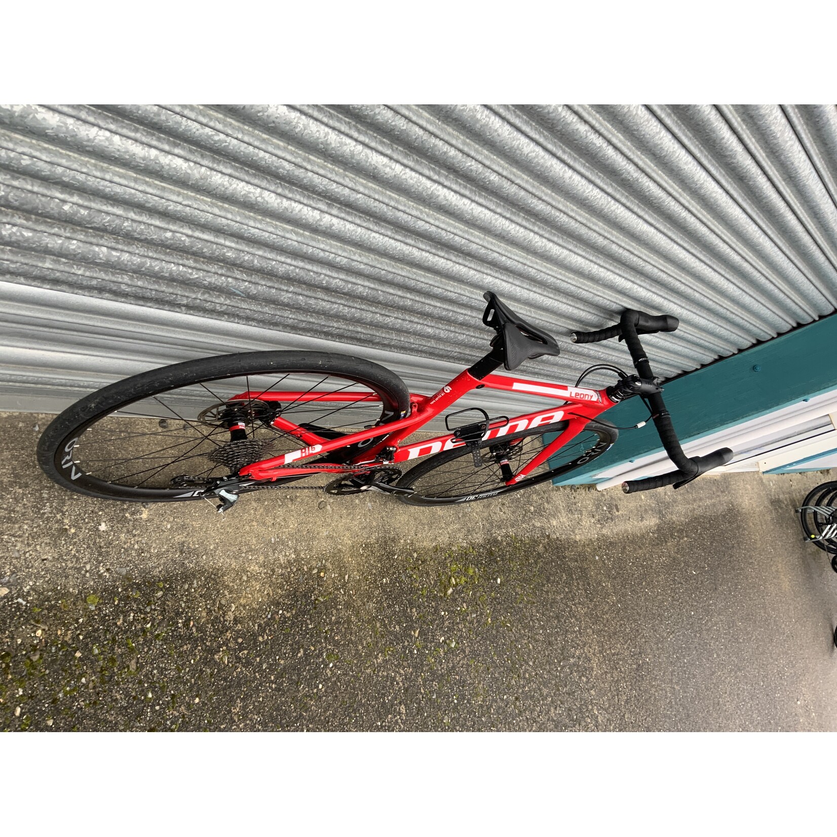 DEMA LEONY ROAD BIKE 52CM ALLOY FRAME CARBON FORK