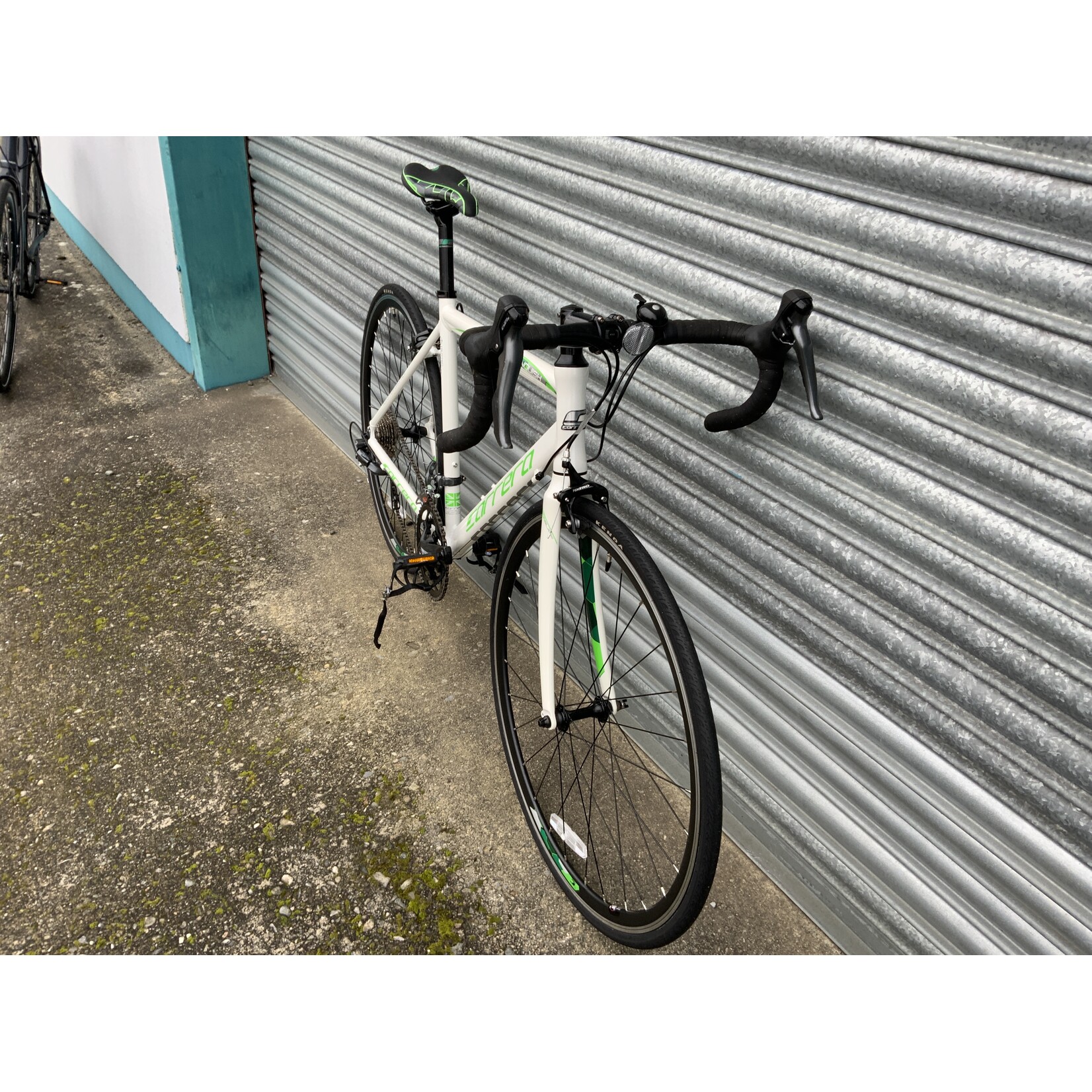 CARRERA VANQUISH 53CM ALLOY ROAD BIKE