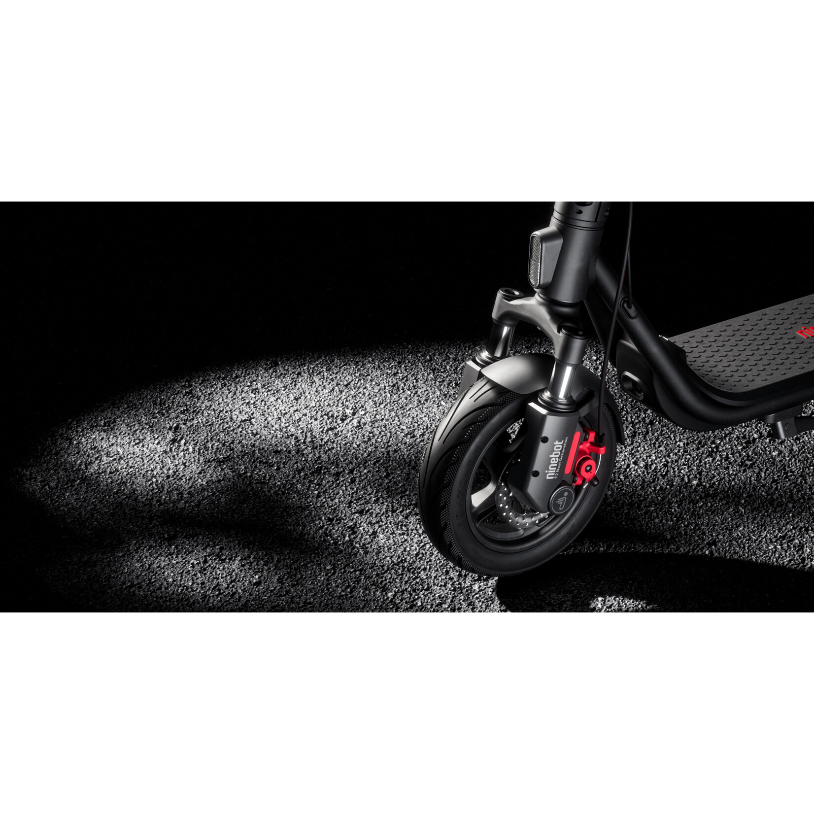 NINEBOT NINEBOT SEGWAY KICKSCOOTER F2 D II - BLACK