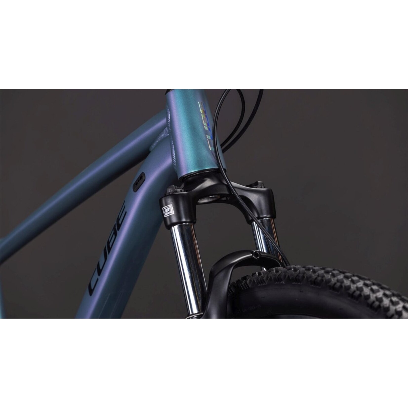 Cube CUBE AIM PRO SMARAGDGREY/PRISM