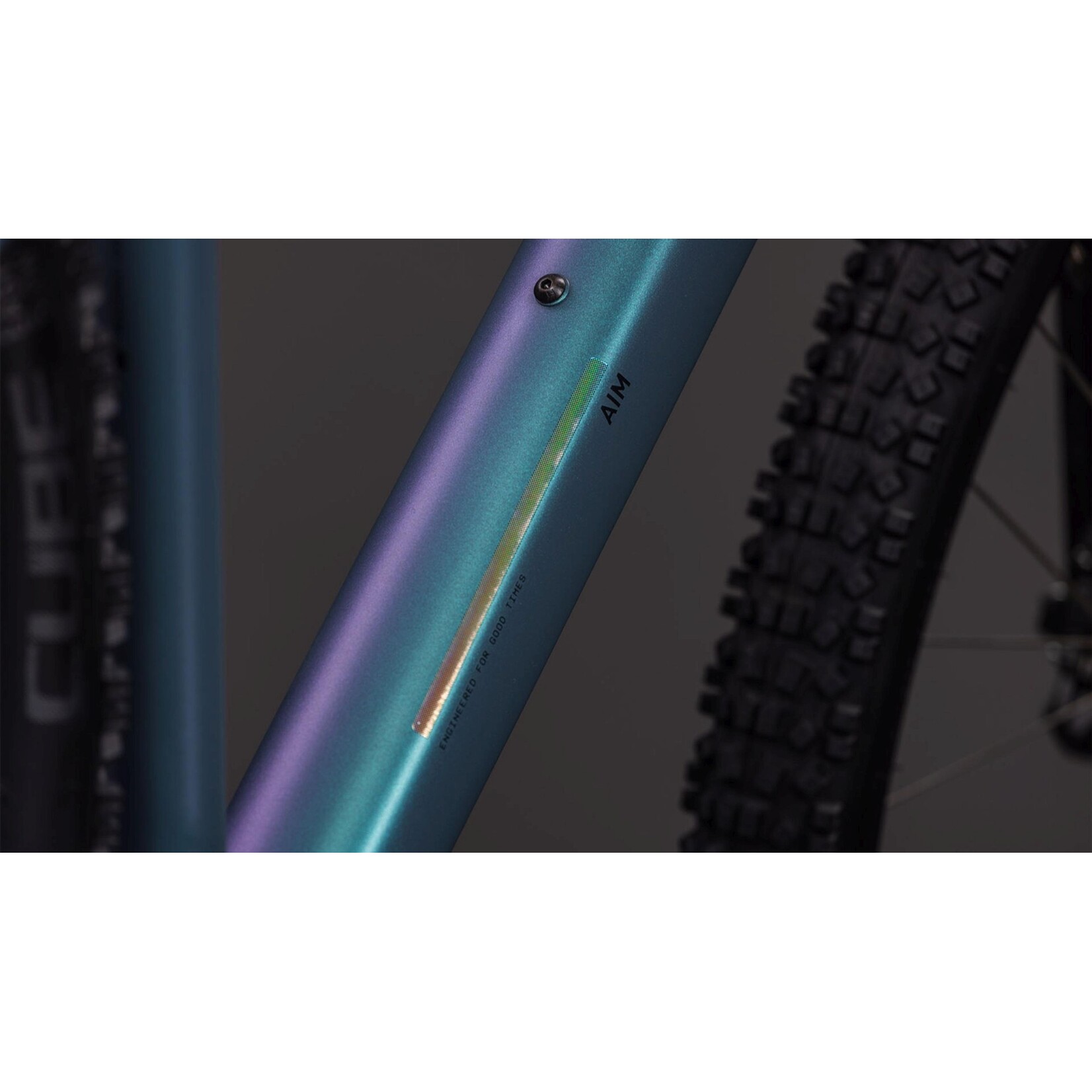 Cube CUBE AIM PRO SMARAGDGREY/PRISM