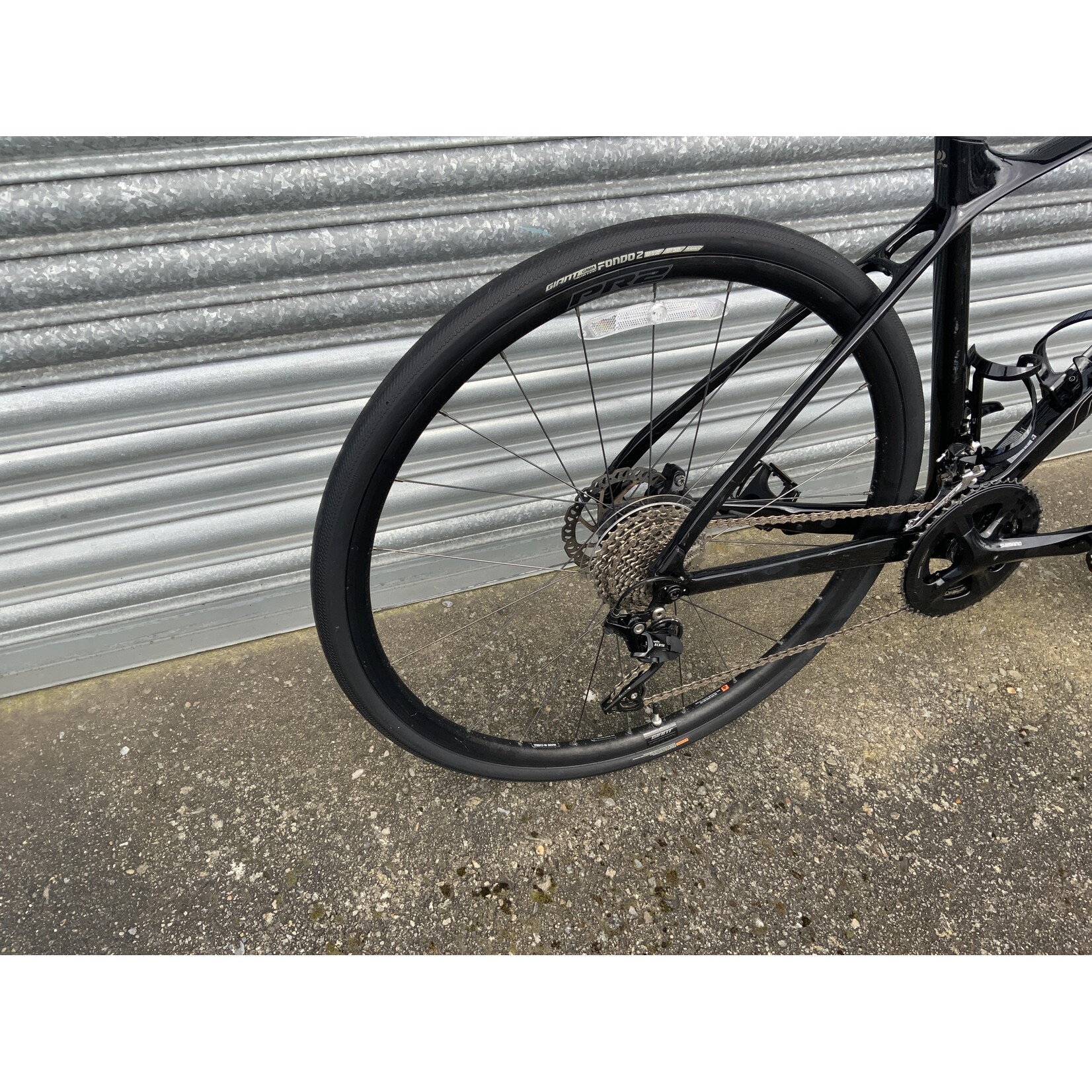 GIANT FASTROAD CARBON HYBRID BIKE