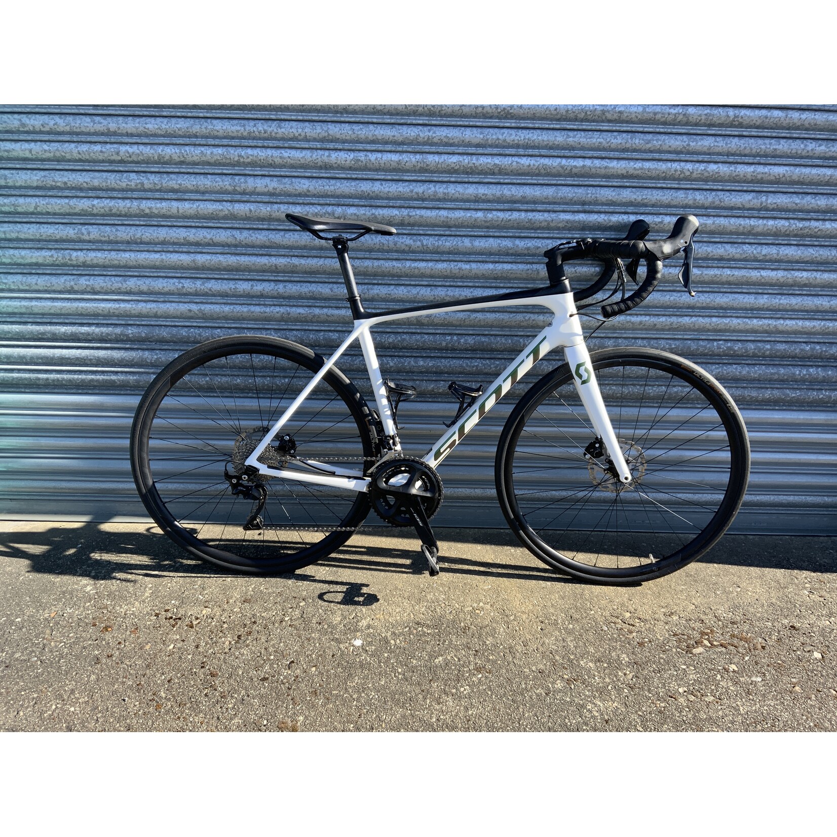 SCOTT ADDICT 20 MEDIUM ROAD BIKE