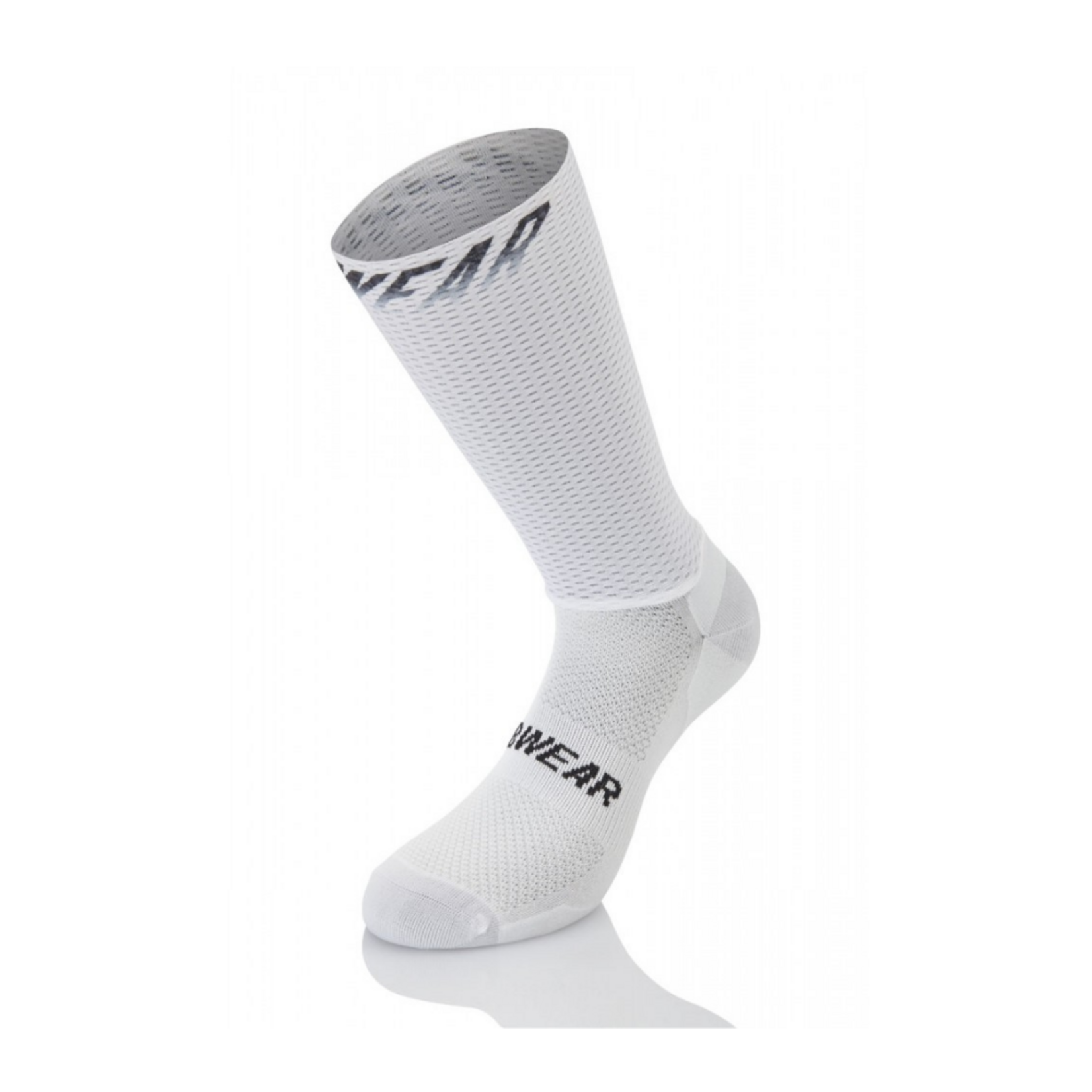 MB MB WEAR AERO DRY SOCKS WHITE