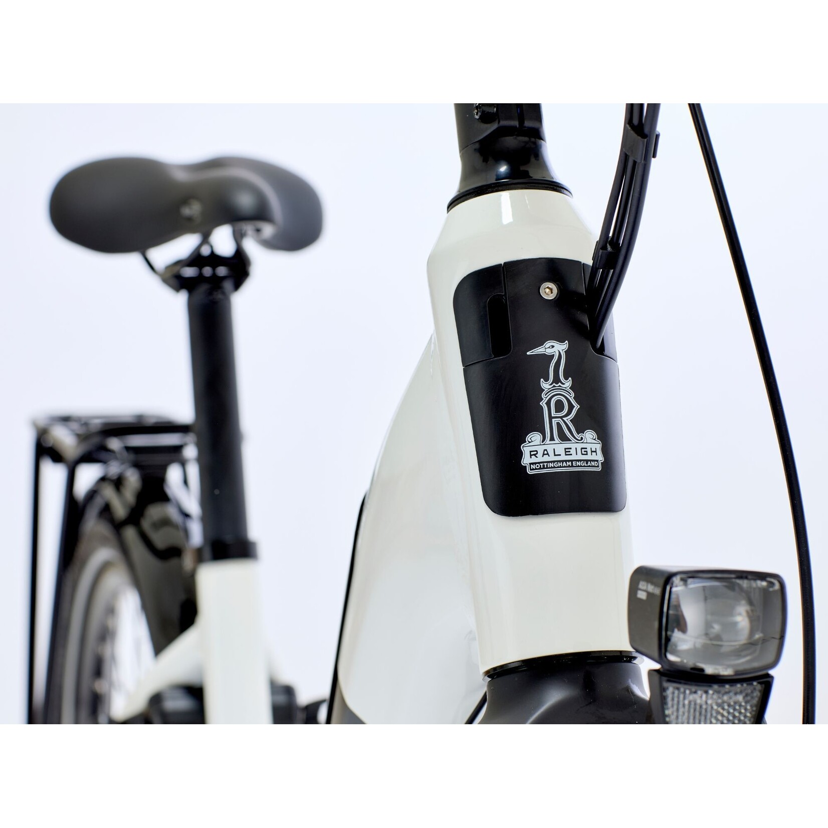 Raleigh RALEIGH MOTUS C2 SPARKLING WHITE