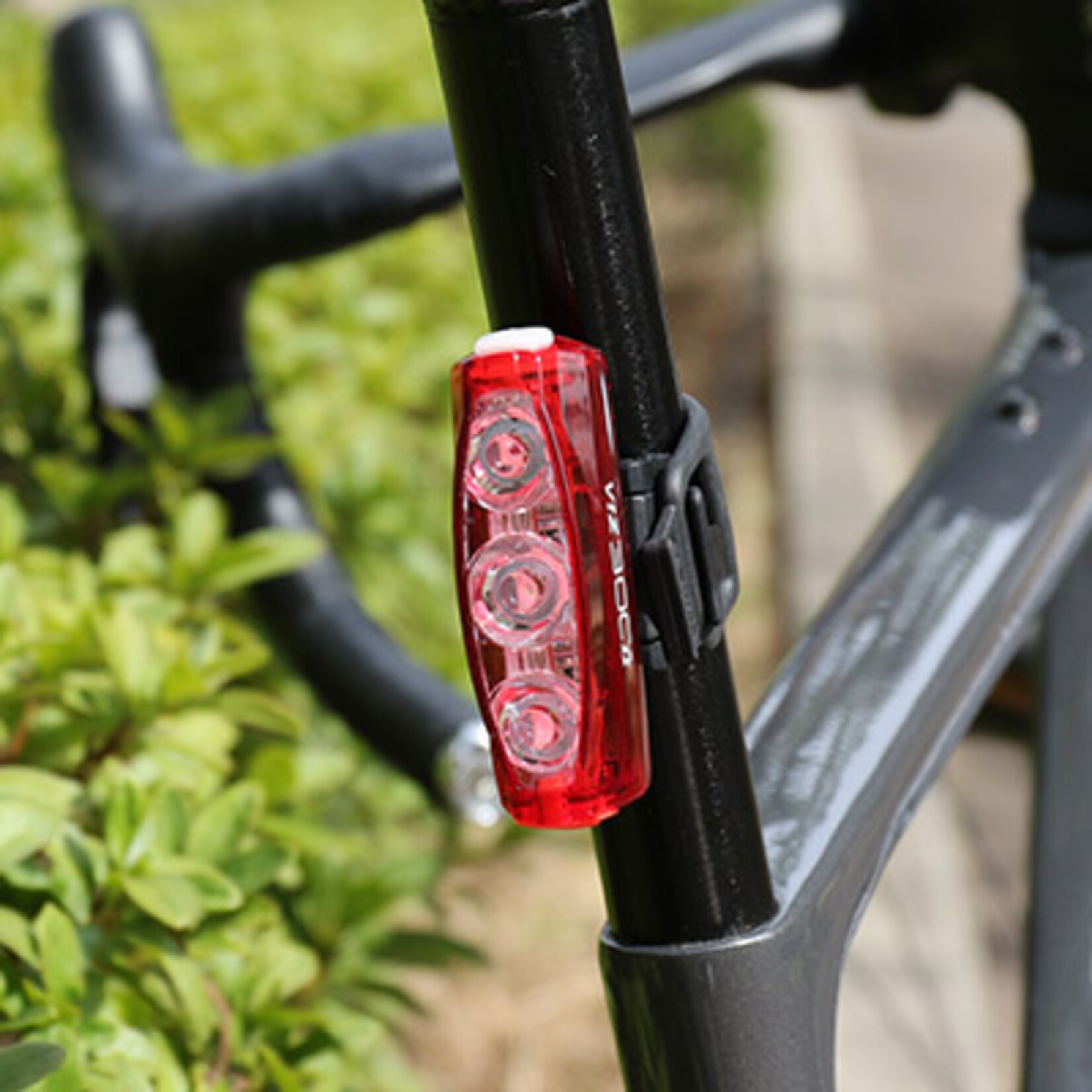 Cateye CATEYE VIZ 300 II REAR LIGHT