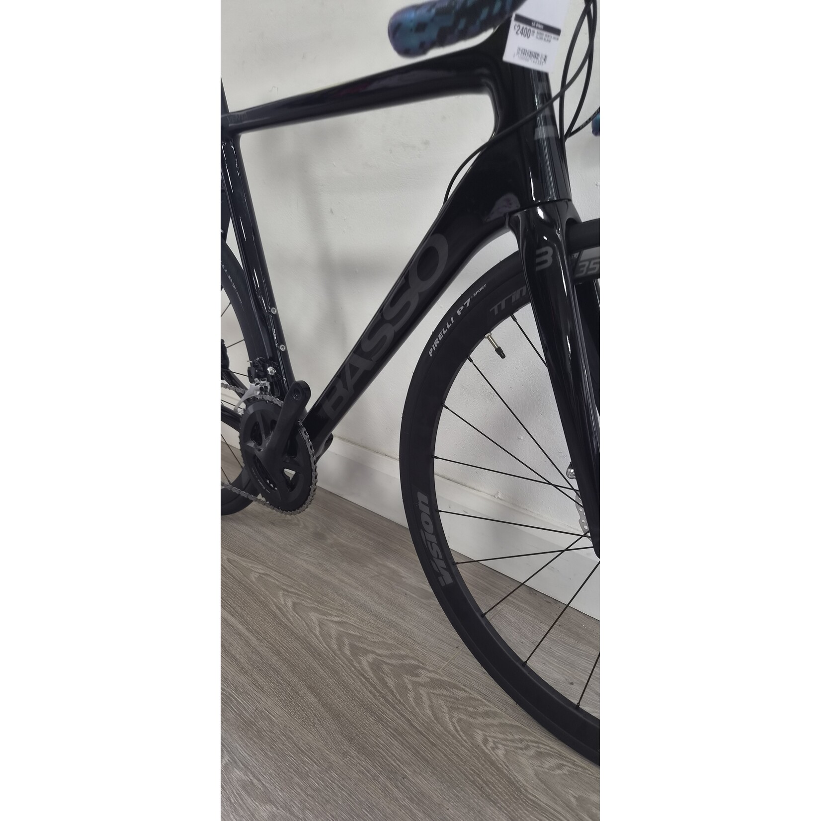 BASSO VENTA 56CM GLOSS BLACK