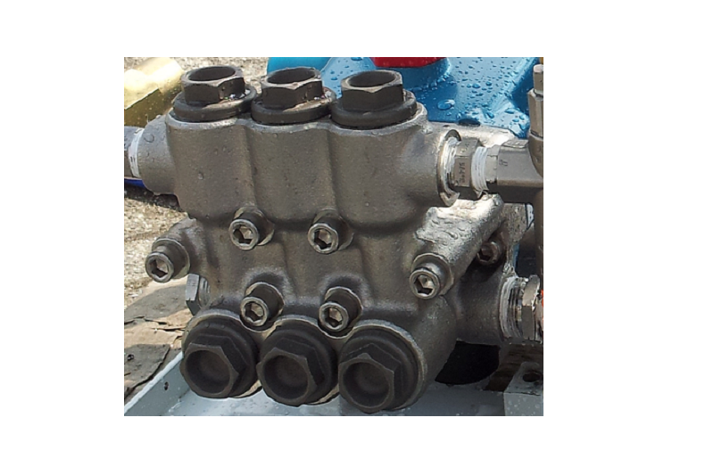 Cat Pumps Pump head 1531 complete CatPumps.nl