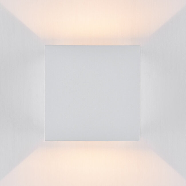 Oliver seinävalaisin - valkoinen