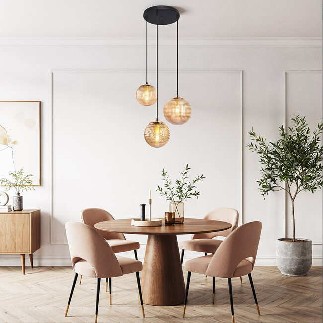 3-lamppuinen design-riippuvalaisin Sila – uurrettu meripihkalasi