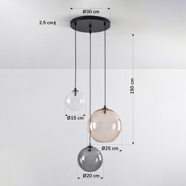 Design-riippuvalaisin Luminor 3-valoinen erilaisilla lasipalloilla