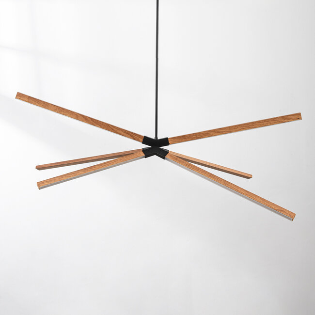Design-riippuvalaisin Stellar kiinteällä, kolmiportaisesti himmennettävällä LED-valonlähteellä - puun sävy