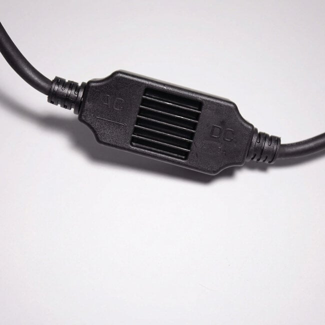 E27 koppeladapter zwart – om kerstverlichting aan een prikkabel te koppelen