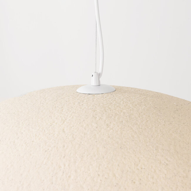 Wabi sabi -riippuvalaisin Kawa - hiekanbeige mustapilkullisella kivimäisellä pinnalla 60 cm